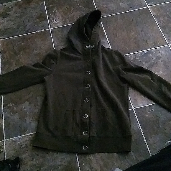 Suzanne Button Up Sweater - Picture 2 of 2